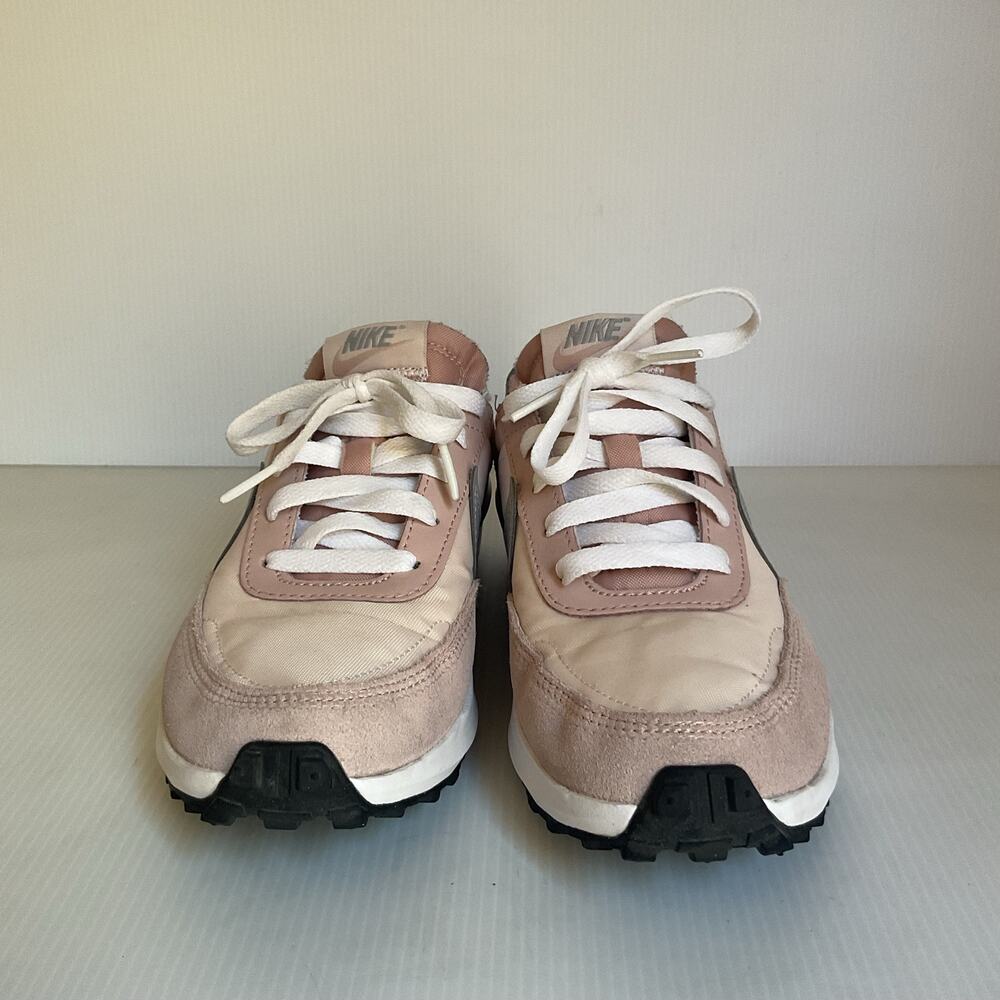 Nike Waffle Debut Women’s Sneakers Size 6.5 Beige Pink Gray Retro Running Shoes - Picture 5 of 10
